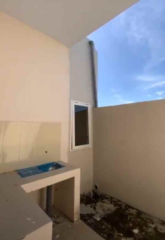 dijual rumah sekitar barombong tanjung