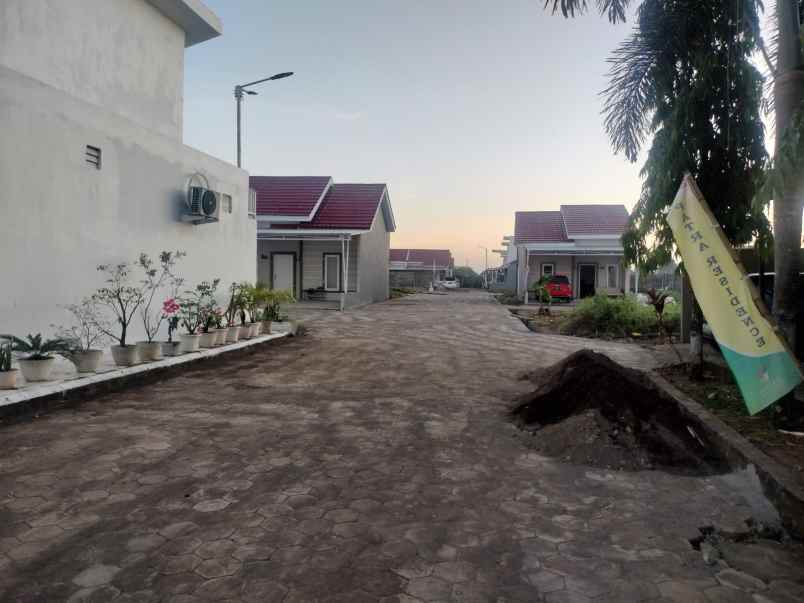 dijual rumah sekitar barombong tanjung