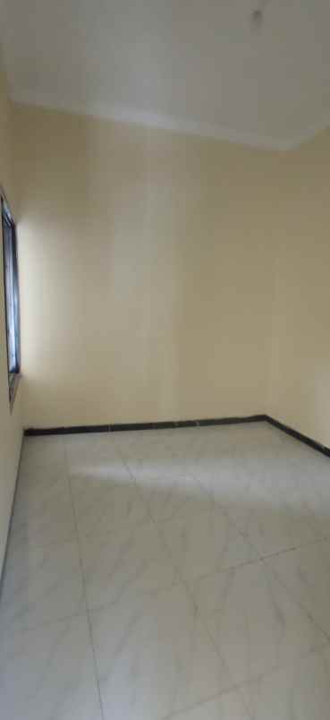 dijual rumah sendang sarj