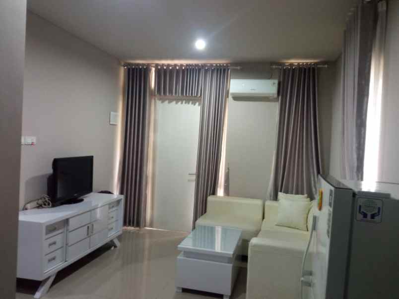 dijual rumah serpong