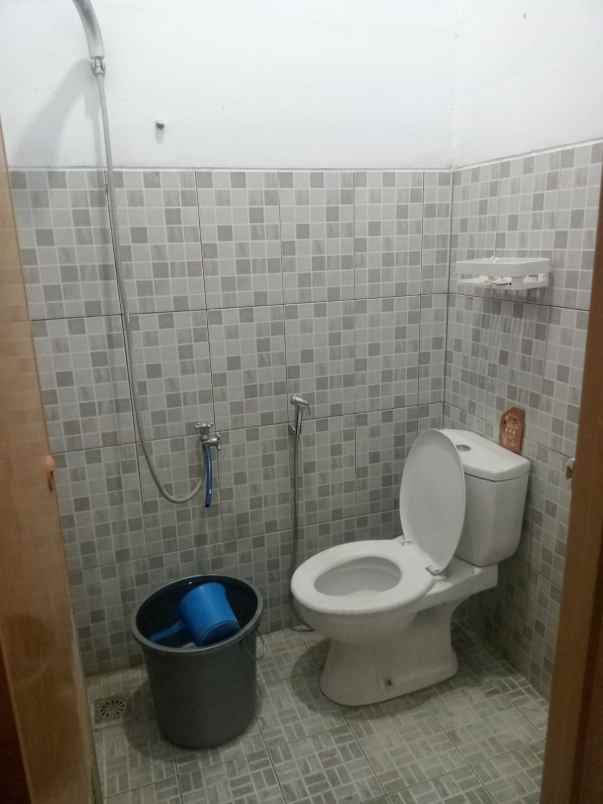 dijual rumah siap huni