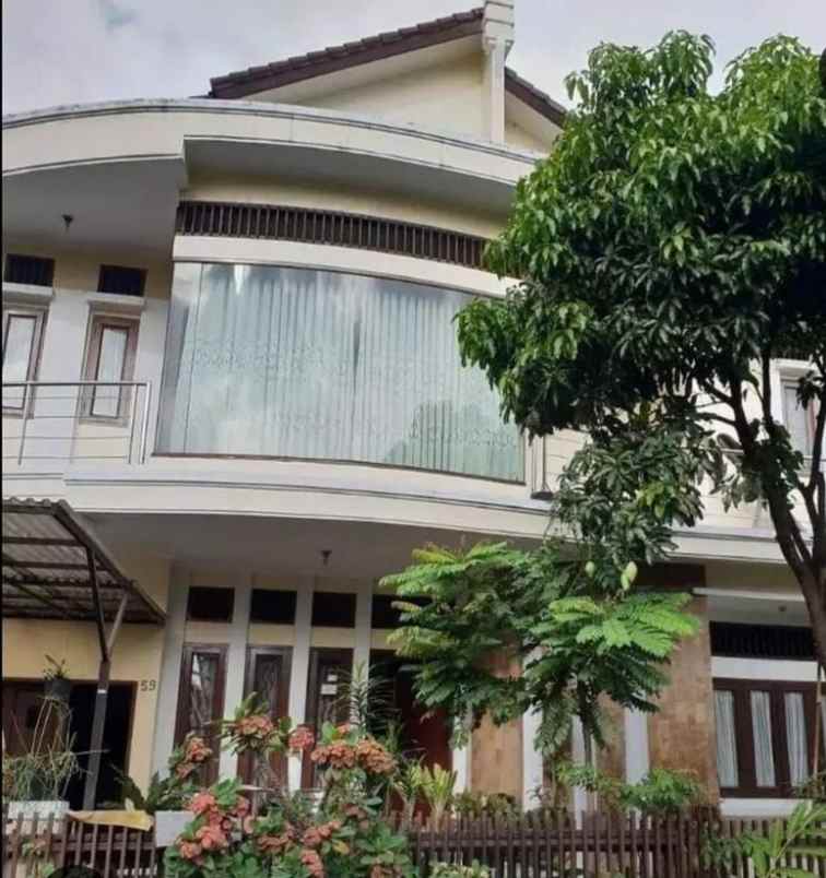 dijual rumah siap huni di cicaheum arcamanik bandung