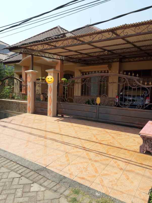 dijual rumah siap huni di gayungsari surabaya