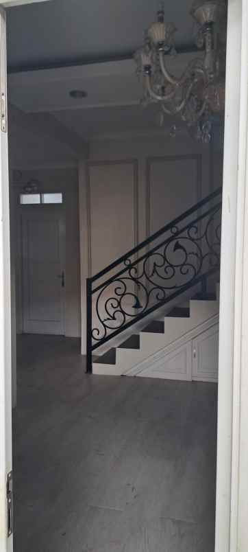 dijual rumah siap huni di kp setu tapos depok