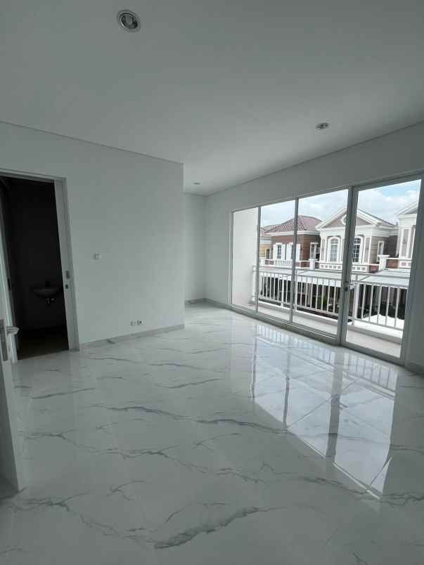 dijual rumah simongan