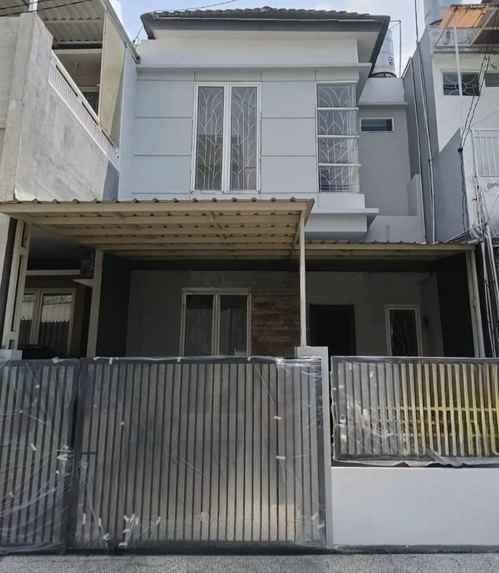 dijual rumah simpang darmo regency