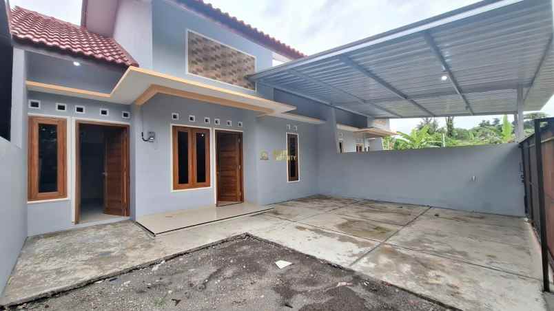 dijual rumah sindumartani kec ngemplak