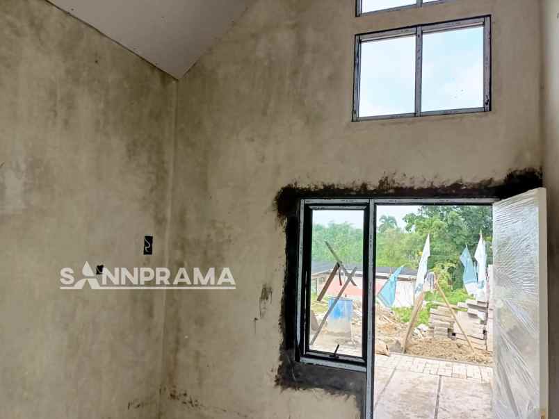 dijual rumah singabraja