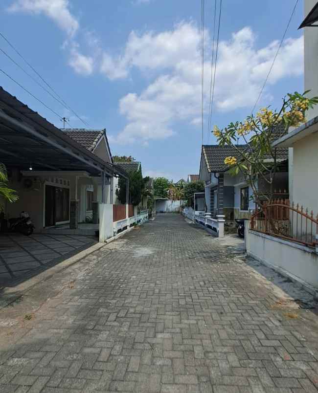 dijual rumah sleman