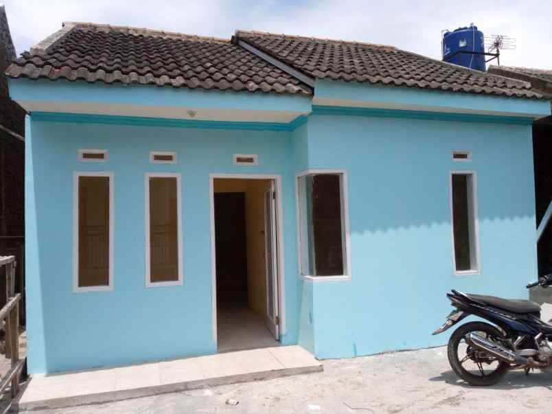 dijual rumah sompok