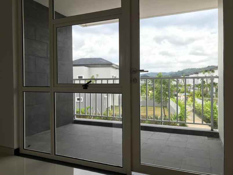 dijual rumah southlink