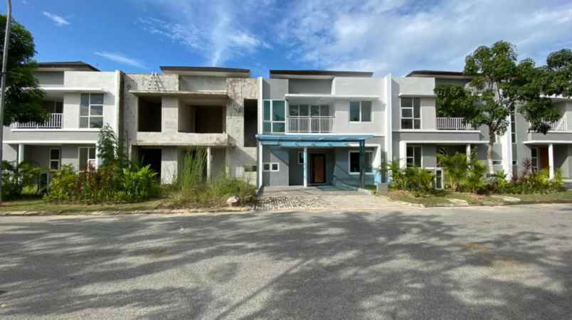 dijual rumah southlink