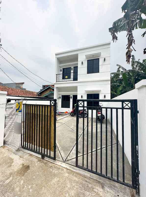 dijual rumah srengseng sawah