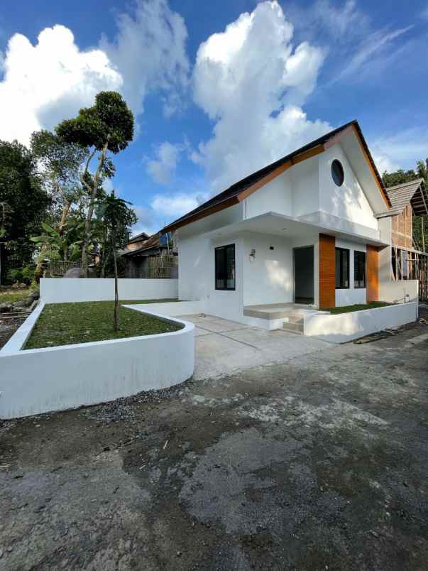 dijual rumah sukoharjo ngaglik sleman