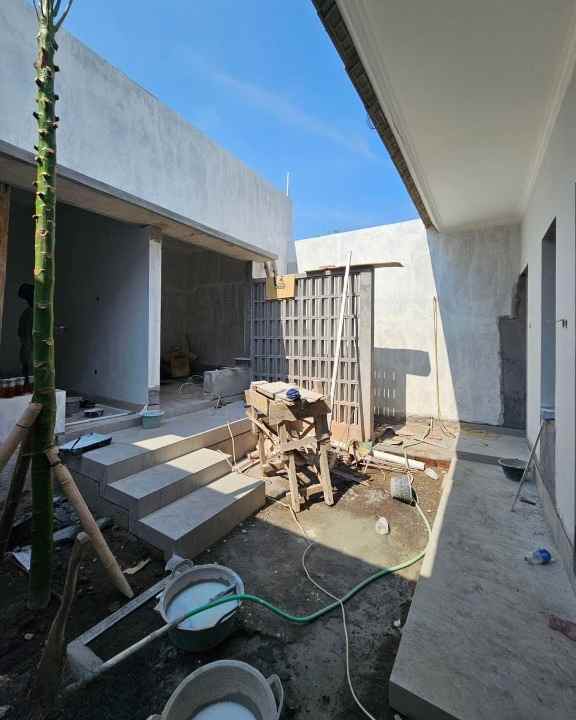 dijual rumah sumberadi