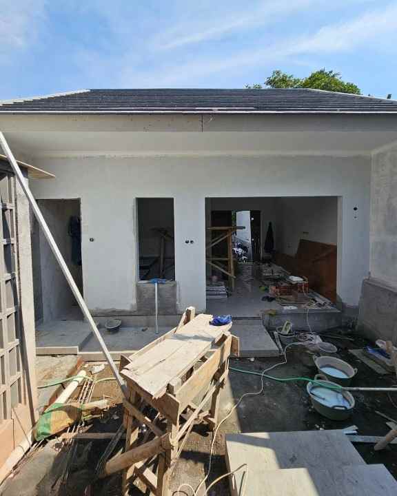 dijual rumah sumberadi