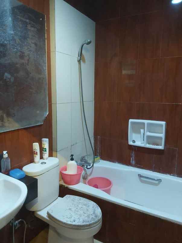 dijual rumah summarecon bekasi cluster