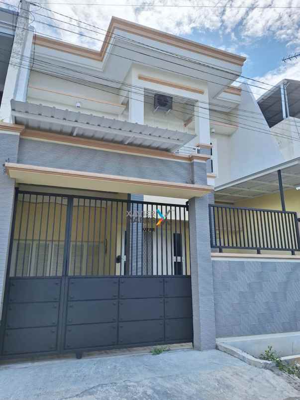 dijual rumah sutorejo