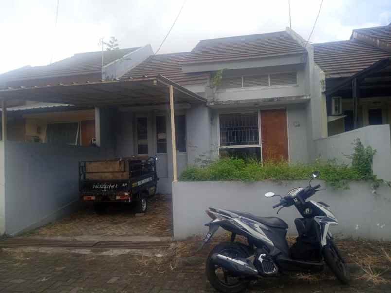 dijual rumah sweet antapani residence