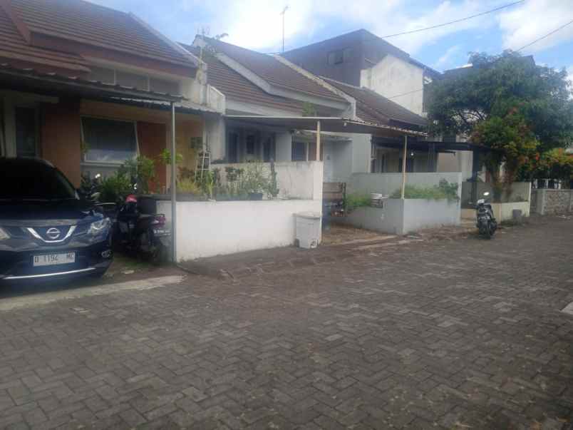 dijual rumah sweet antapani residence