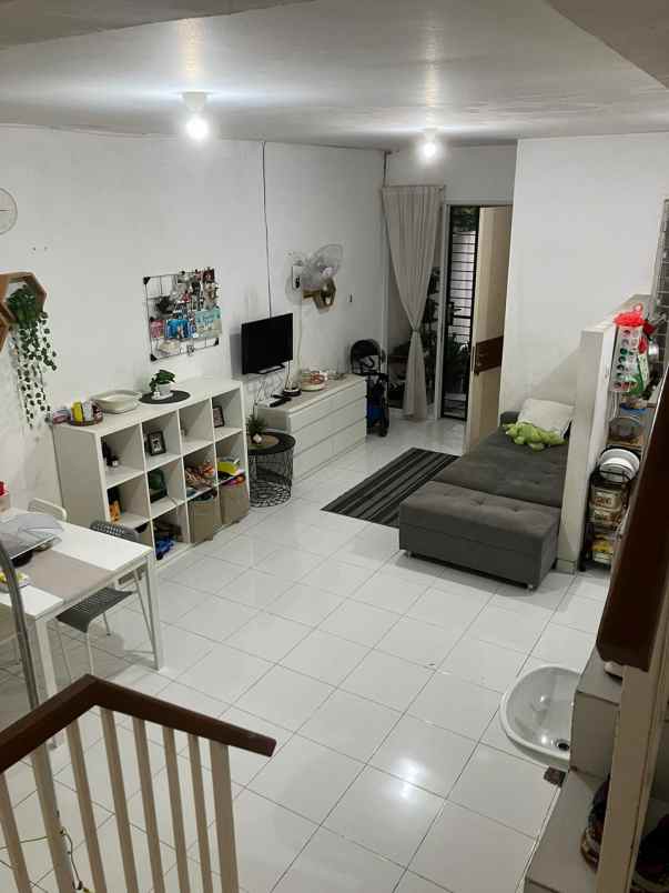 dijual rumah talaga bestari