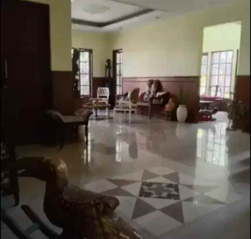 dijual rumah taman kenari nusantara