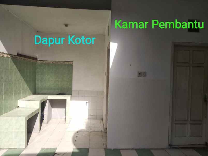 dijual rumah taman pondok indah