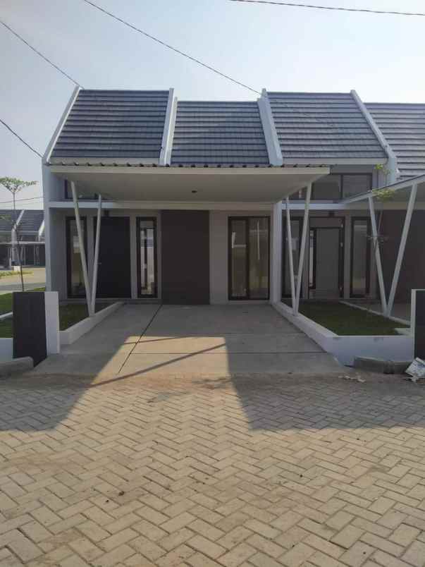 dijual rumah taman sukodono village