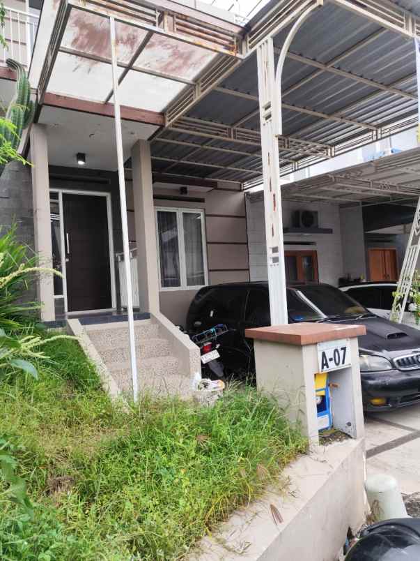 dijual rumah taman tectona residence a