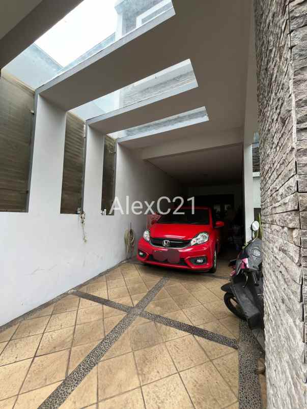 dijual rumah tanjung barat jagakarsa