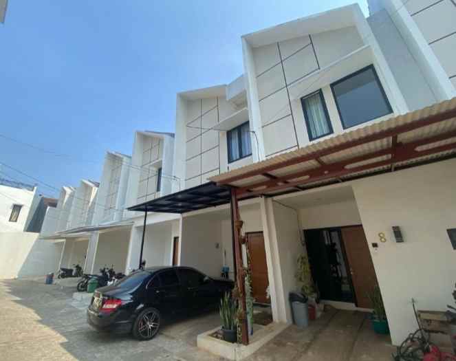 dijual rumah tanjung barat jakarta selatan