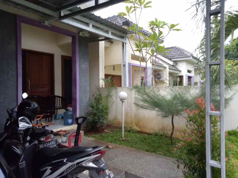 dijual rumah tembalang