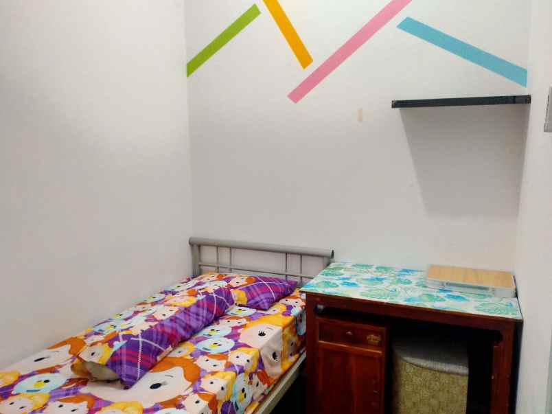 dijual rumah tenggilis mejoyo