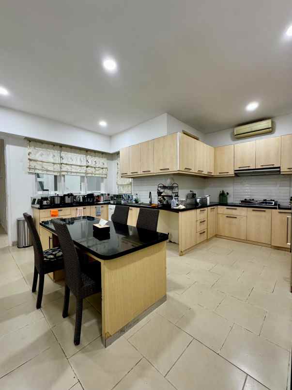 dijual rumah the riverville