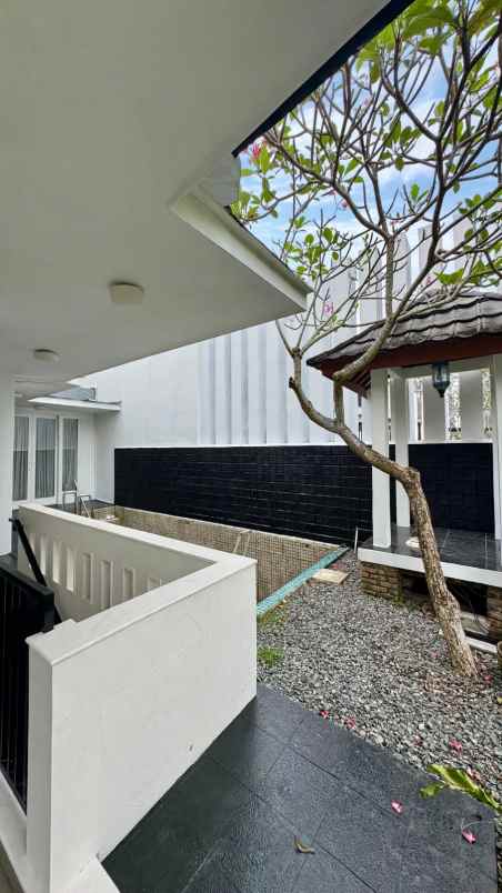 dijual rumah the riverville