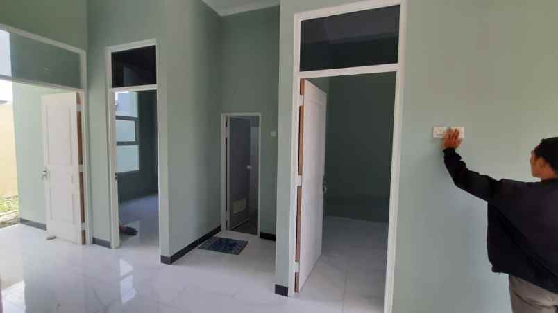 dijual rumah tlogomulyo