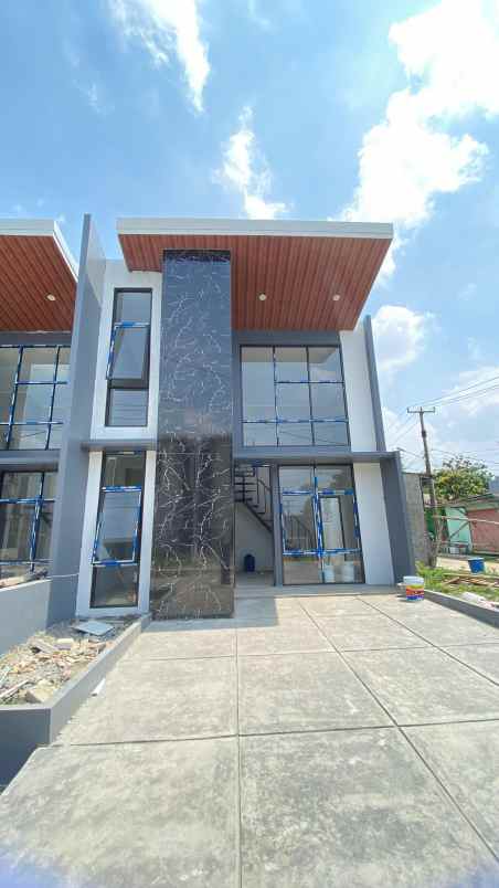 dijual rumah type mezzanine cluster nusantara 2