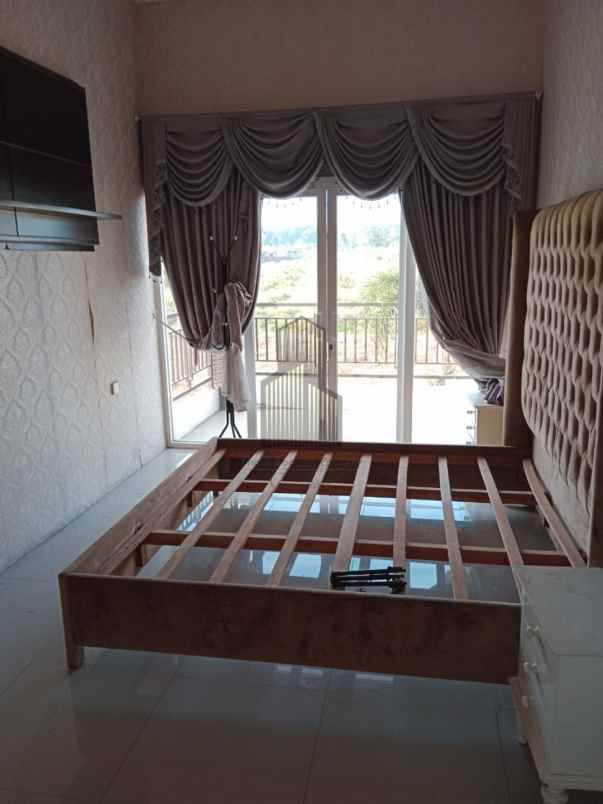 dijual rumah ungaran