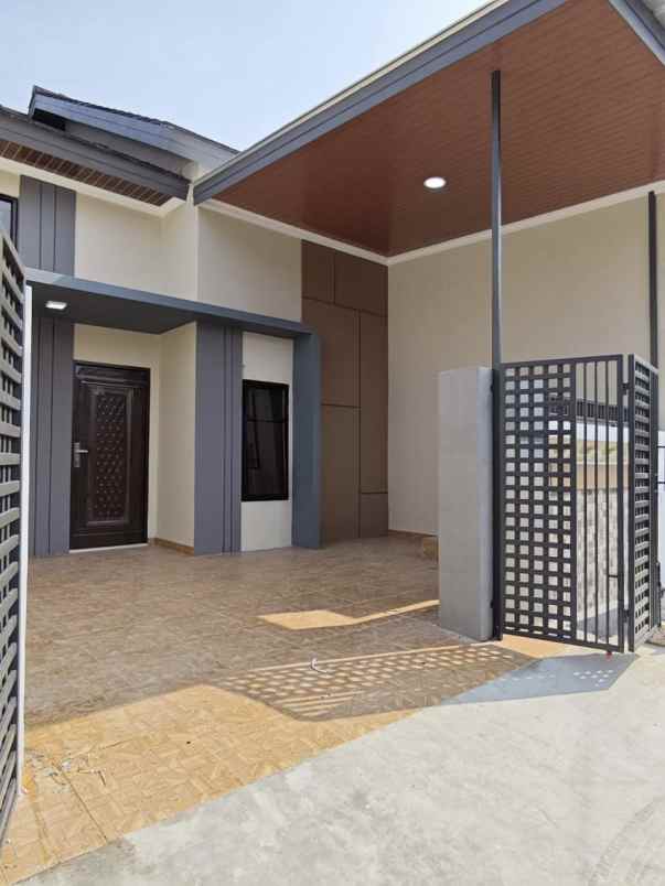 dijual rumah villa indah permai