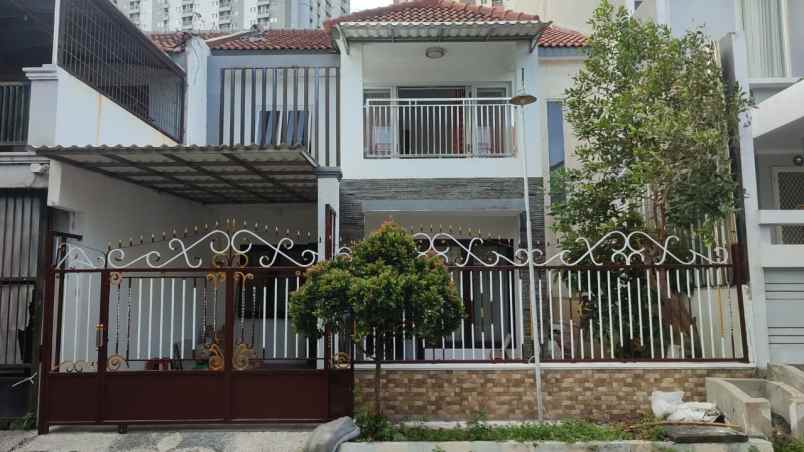 dijual rumah villa kalijudan