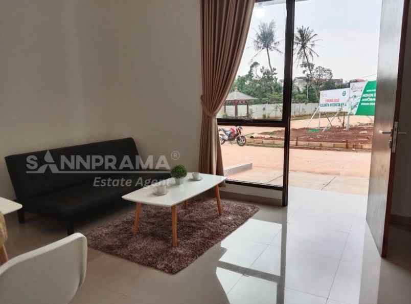 dijual rumah waru