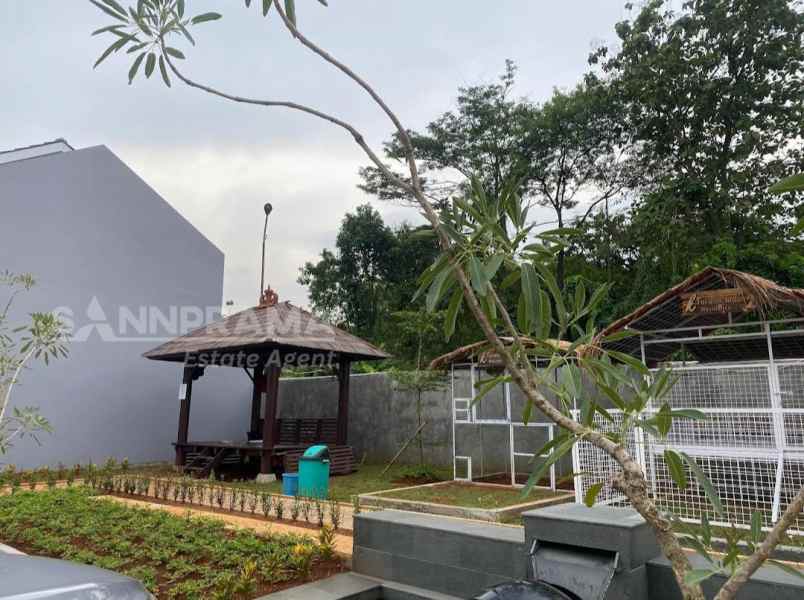 dijual rumah waru