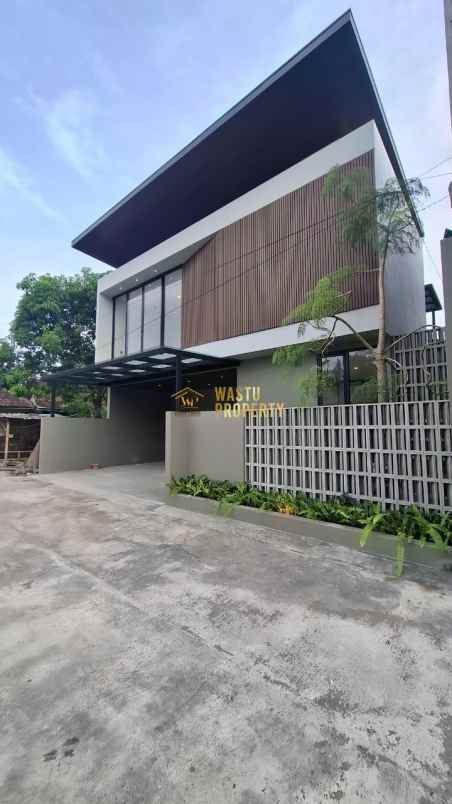 dijual rumah wedomartani ngemplak