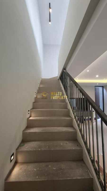 dijual rumah wedomartani ngemplak