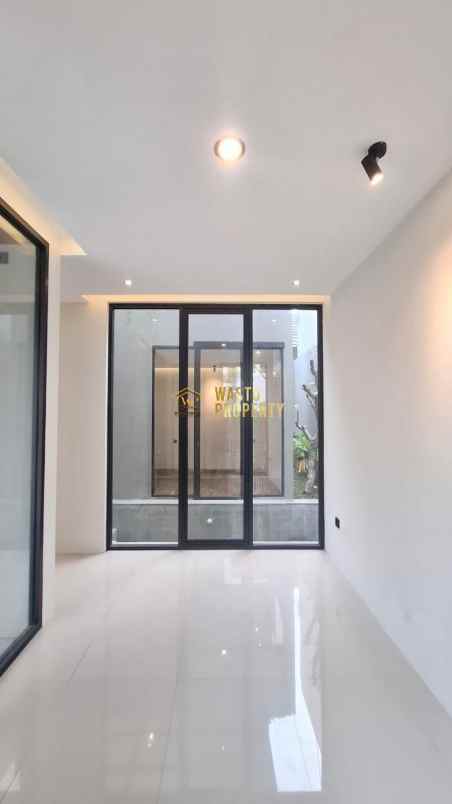 dijual rumah wedomartani ngemplak