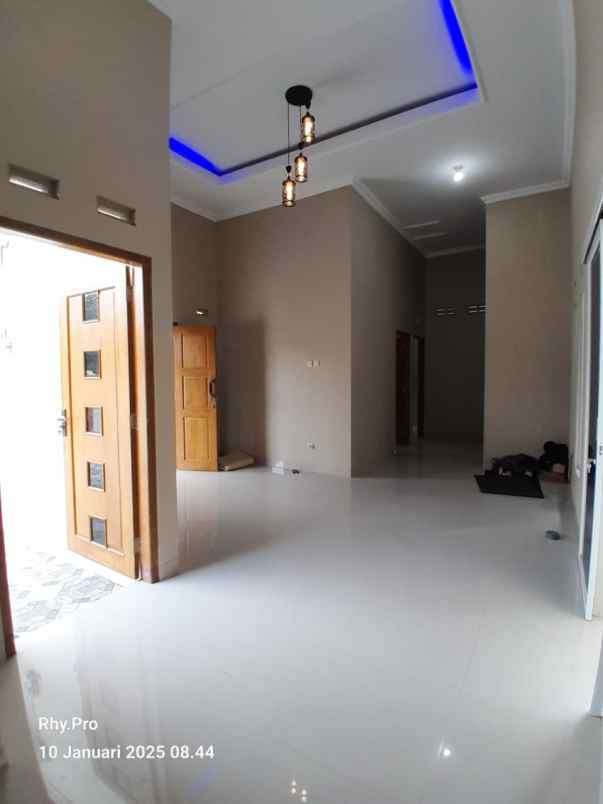 dijual rumah widodomartani ngemplak