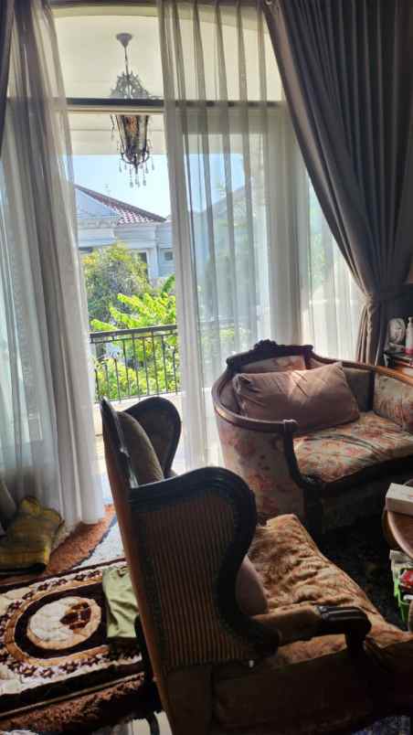 dijual rumah wisata bukit mas