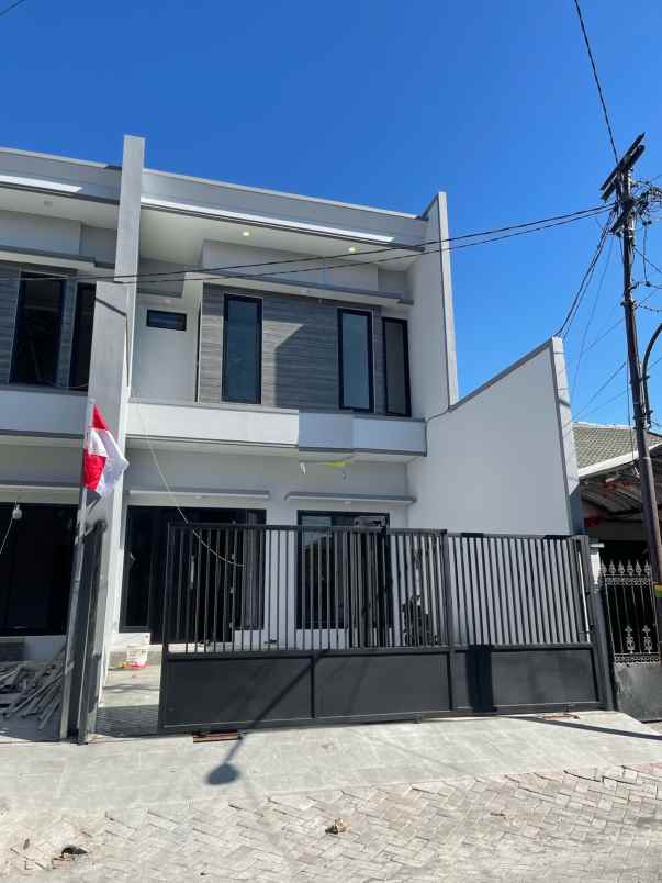 dijual rumah wisma mukti