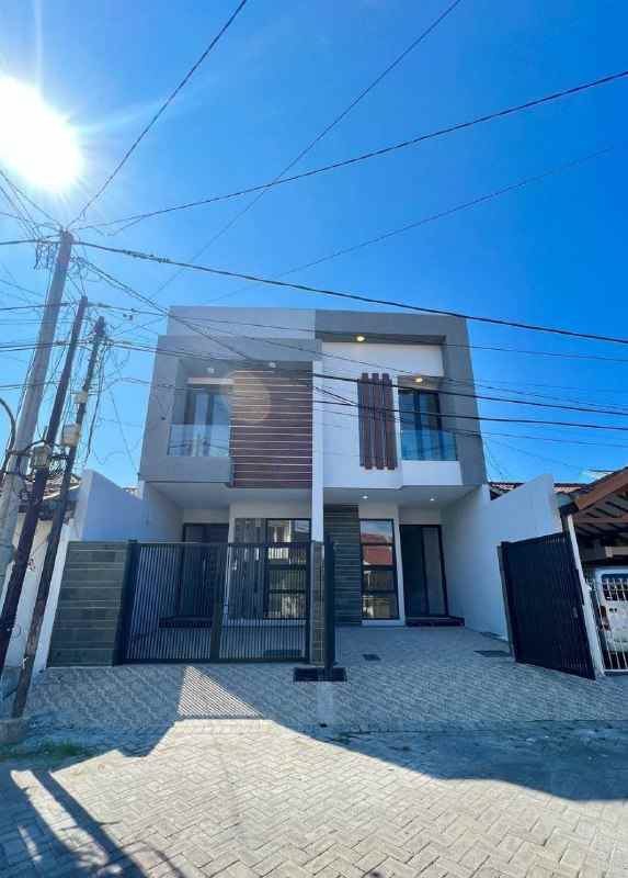 dijual rumah wisma mukti