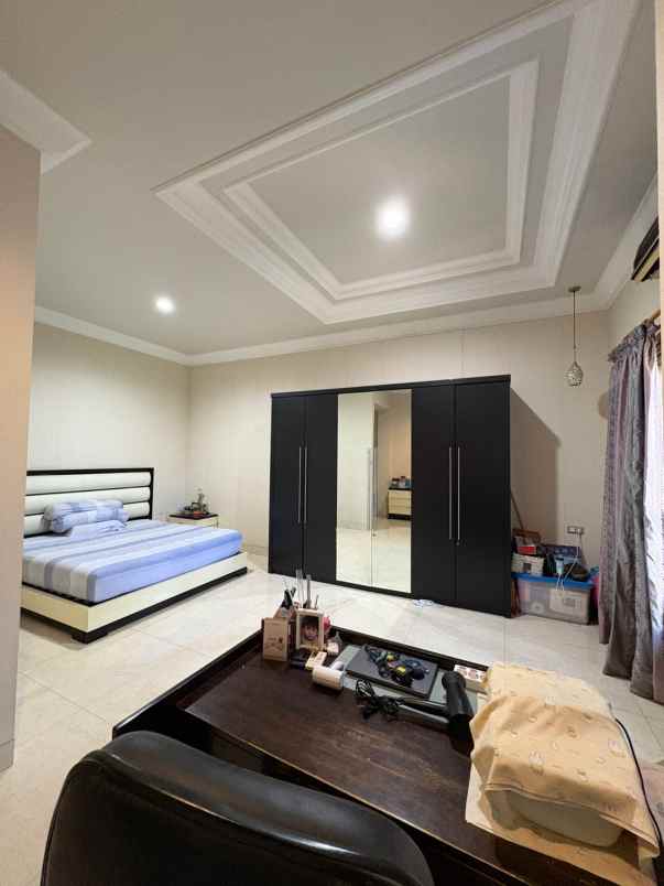 dijual rumah wisma mukti